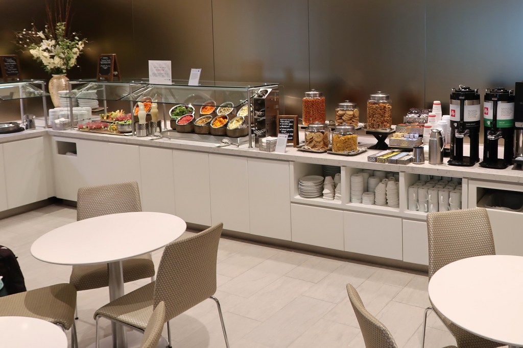 Commercial - DFW AMEX Lounge